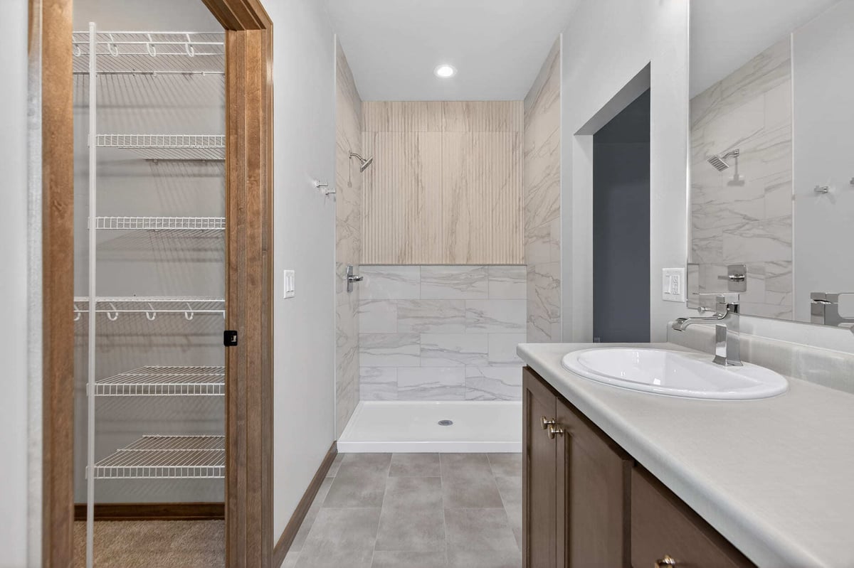 Master Bath closet shower sink