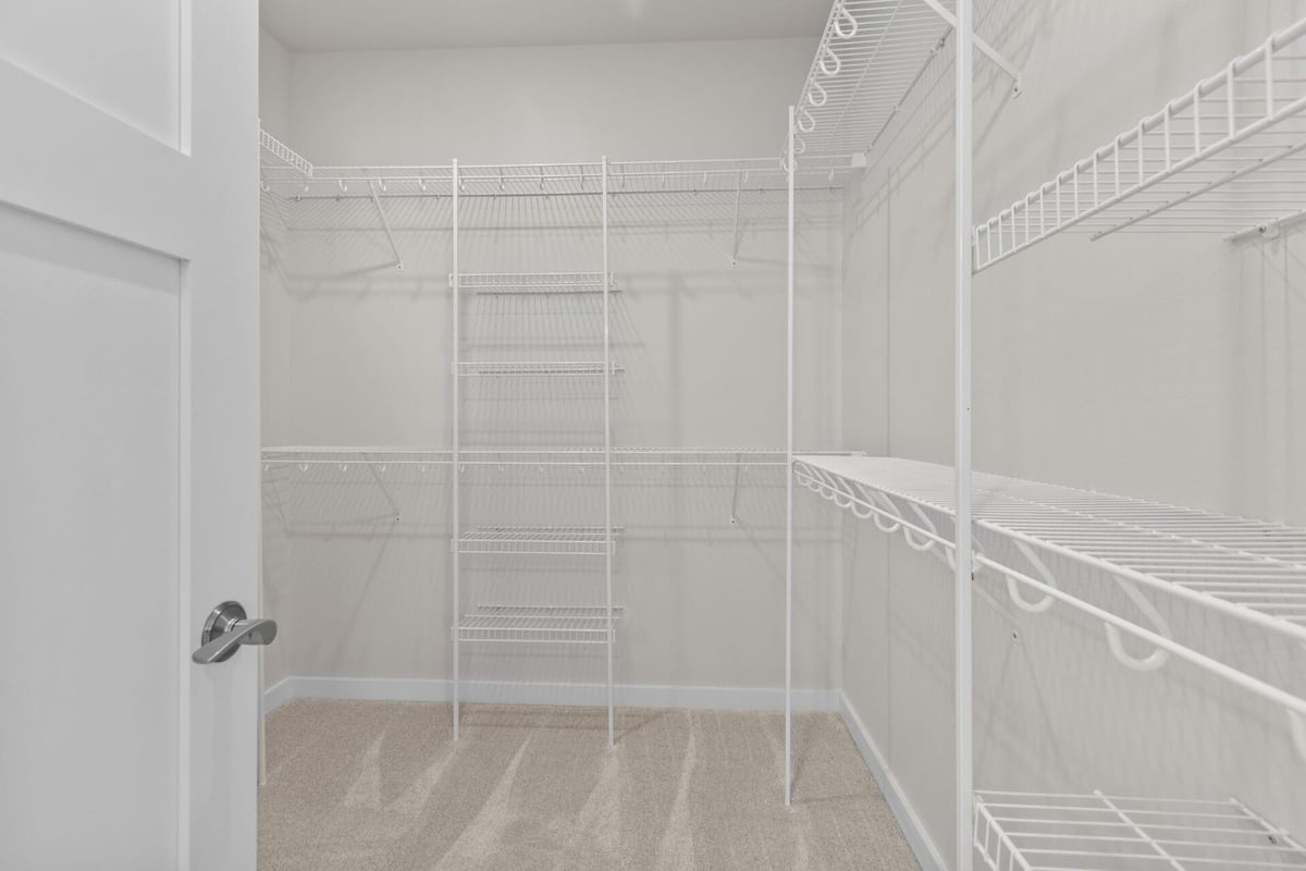 Finished closet space by Midwest Design Homes in new home build, Fox Cities, Wisconsin