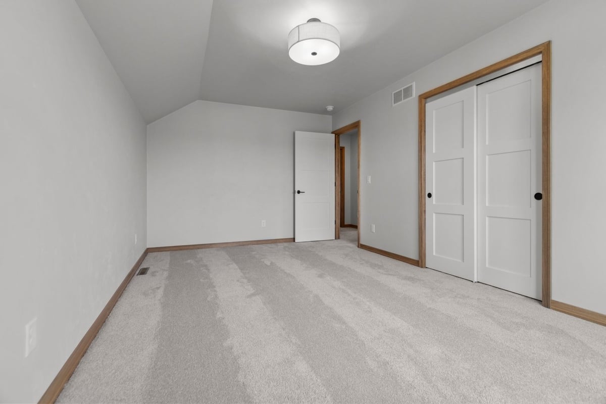 Custom bedroom with closet by Midwest Design Homes in Kaukauna WI and surrounding Wiscons